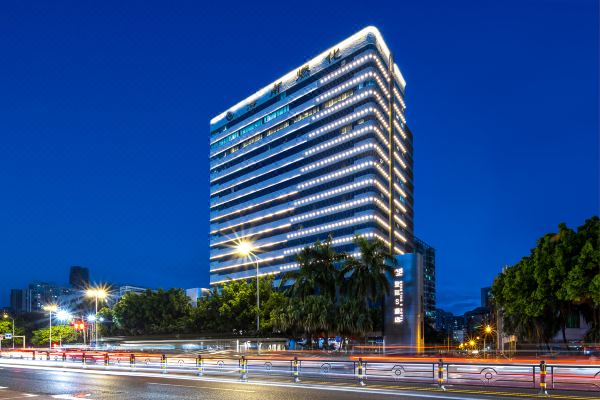 登廷S酒店(海口日月廣場免稅店)