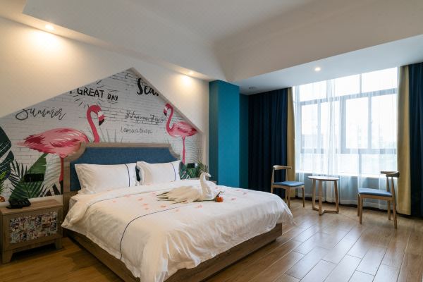 椰利亞酒店(定安汽車站店)