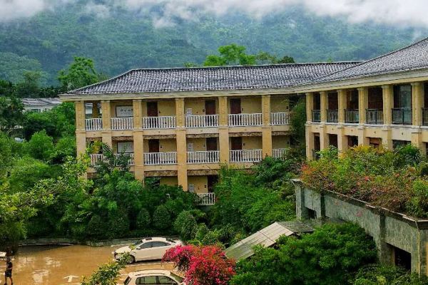 保亭七仙嶺瑪萊溫泉度假酒店