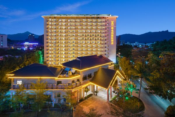 維也納國際酒店(保亭中心店)